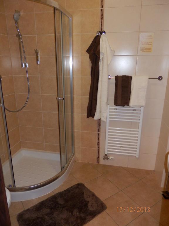Free Apartman Bešeňová Zimmer foto